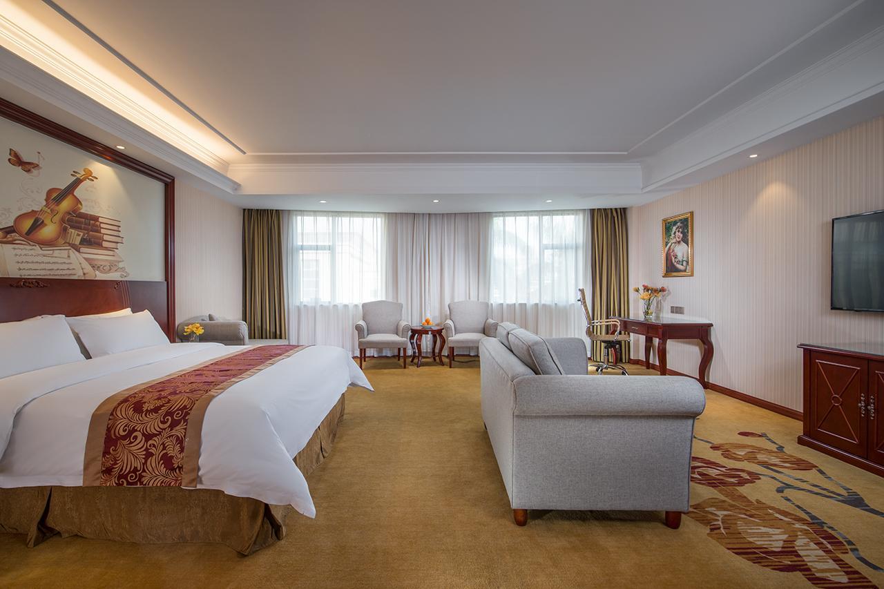 Vienna Hotel Zhongshan Guzhen Town Center Exterior foto