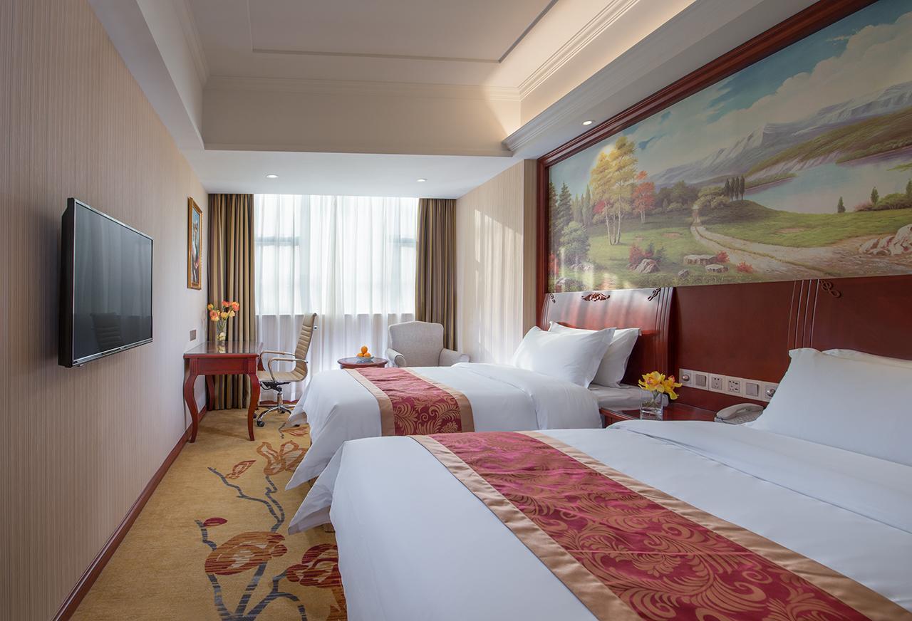 Vienna Hotel Zhongshan Guzhen Town Center Exterior foto